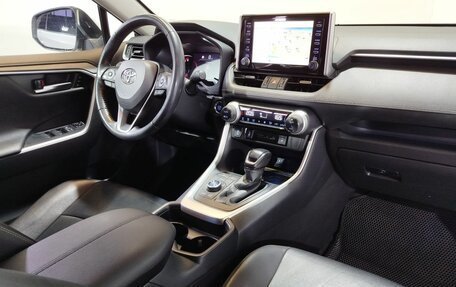 Toyota RAV4, 2020 год, 3 500 000 рублей, 14 фотография