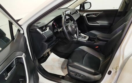 Toyota RAV4, 2020 год, 3 500 000 рублей, 17 фотография