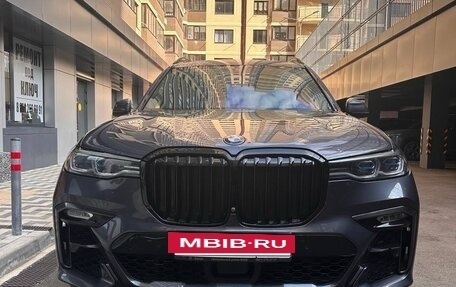 BMW X7, 2021 год, 11 000 000 рублей, 2 фотография