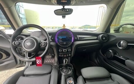 MINI Hatch, 2021 год, 2 520 000 рублей, 8 фотография