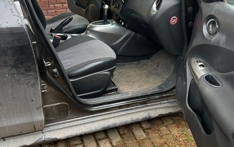 Nissan Juke II, 2013 год, 850 000 рублей, 17 фотография