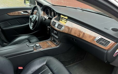 Mercedes-Benz CLS, 2011 год, 1 630 000 рублей, 11 фотография