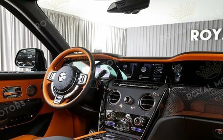 Rolls-Royce Cullinan, 2025 год, 82 500 000 рублей, 9 фотография