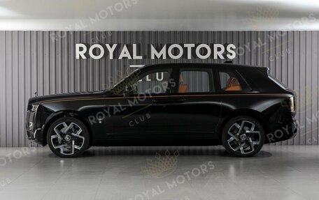 Rolls-Royce Cullinan, 2025 год, 82 500 000 рублей, 3 фотография