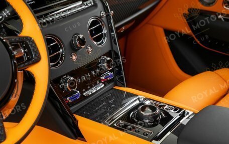 Rolls-Royce Cullinan, 2025 год, 82 500 000 рублей, 11 фотография