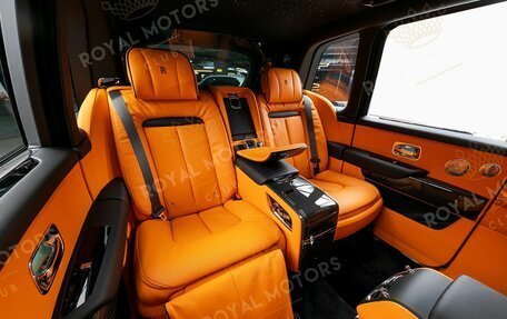 Rolls-Royce Cullinan, 2025 год, 82 500 000 рублей, 19 фотография