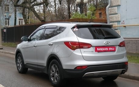 Hyundai Santa Fe III рестайлинг, 2014 год, 2 100 000 рублей, 3 фотография