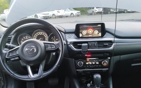 Mazda 6, 2017 год, 2 000 000 рублей, 9 фотография