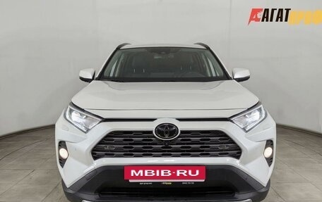 Toyota RAV4, 2022 год, 3 270 000 рублей, 2 фотография