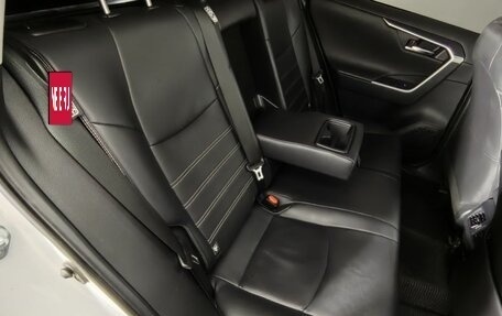 Toyota RAV4, 2022 год, 3 270 000 рублей, 29 фотография