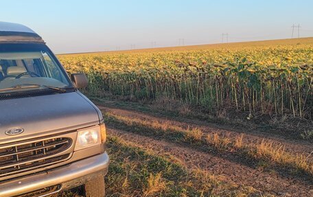 Ford Econoline IV, 1997 год, 1 300 000 рублей, 1 фотография