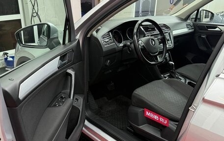 Volkswagen Tiguan II, 2017 год, 1 990 000 рублей, 4 фотография