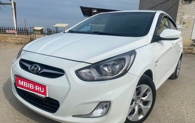 Hyundai Solaris II рестайлинг, 2014 год, 775 000 рублей, 1 фотография