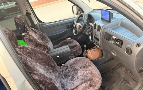 Peugeot Partner II рестайлинг 2, 2011 год, 650 000 рублей, 8 фотография