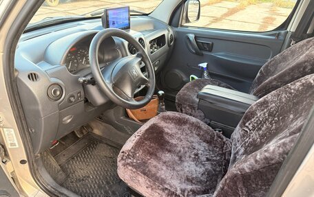 Peugeot Partner II рестайлинг 2, 2011 год, 650 000 рублей, 6 фотография