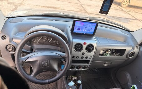 Peugeot Partner II рестайлинг 2, 2011 год, 650 000 рублей, 5 фотография