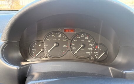 Peugeot Partner II рестайлинг 2, 2011 год, 650 000 рублей, 12 фотография