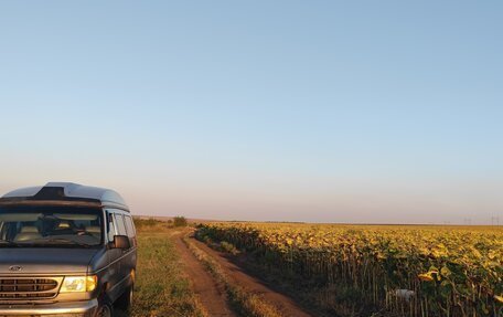 Ford Econoline IV, 1997 год, 1 300 000 рублей, 2 фотография