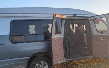 Ford Econoline IV, 1997 год, 1 300 000 рублей, 4 фотография