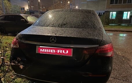 Mercedes-Benz E-Класс, 2021 год, 2 600 000 рублей, 3 фотография