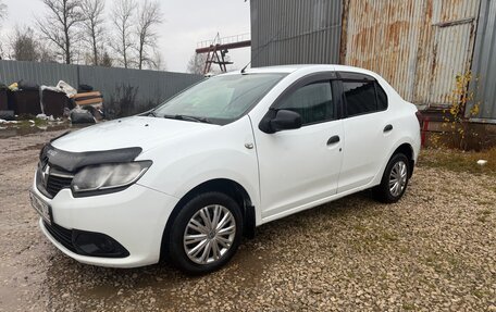 Renault Logan II, 2014 год, 320 000 рублей, 2 фотография