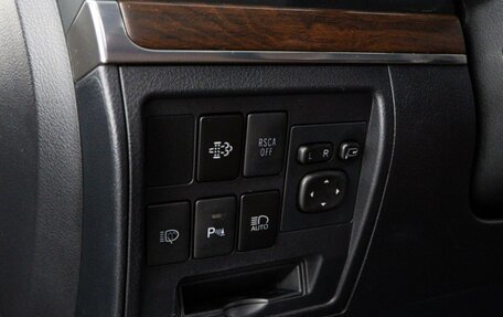 Toyota Land Cruiser 200, 2016 год, 4 743 253 рублей, 13 фотография