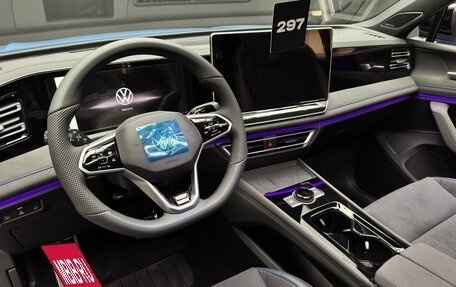 Volkswagen Tiguan, 2025 год, 5 300 000 рублей, 12 фотография