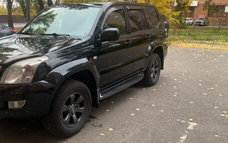 Toyota Land Cruiser Prado 120 рестайлинг, 2008 год, 2 750 000 рублей, 3 фотография