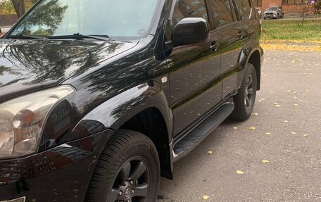 Toyota Land Cruiser Prado 120 рестайлинг, 2008 год, 2 750 000 рублей, 2 фотография