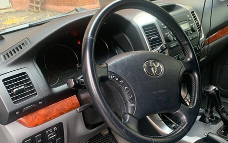 Toyota Land Cruiser Prado 120 рестайлинг, 2008 год, 2 750 000 рублей, 7 фотография