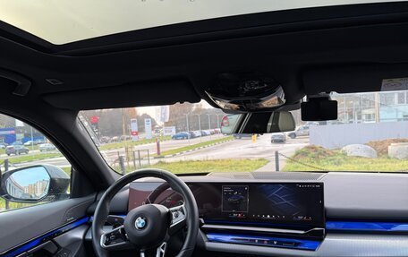 BMW 5 серия, 2024 год, 8 500 000 рублей, 6 фотография