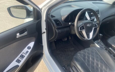 Hyundai Solaris II рестайлинг, 2014 год, 775 000 рублей, 9 фотография