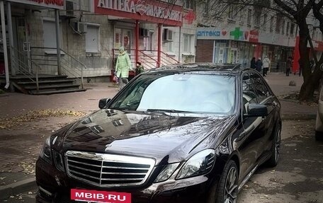 Mercedes-Benz E-Класс, 2010 год, 1 540 000 рублей, 3 фотография