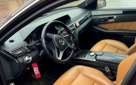 Mercedes-Benz E-Класс, 2010 год, 1 540 000 рублей, 8 фотография