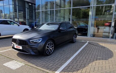 Mercedes-Benz E-Класс, 2021 год, 6 000 000 рублей, 3 фотография