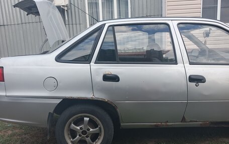 Daewoo Nexia I рестайлинг, 2009 год, 110 000 рублей, 7 фотография