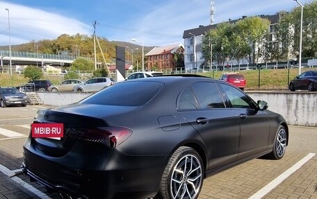 Mercedes-Benz E-Класс, 2021 год, 6 000 000 рублей, 10 фотография