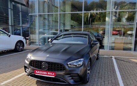 Mercedes-Benz E-Класс, 2021 год, 6 000 000 рублей, 11 фотография