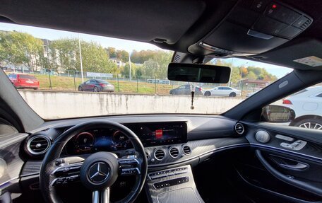 Mercedes-Benz E-Класс, 2021 год, 6 000 000 рублей, 16 фотография