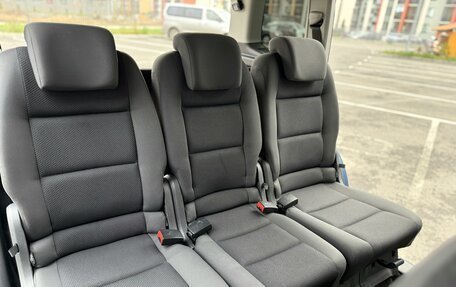 Volkswagen Touran III, 2012 год, 895 000 рублей, 18 фотография