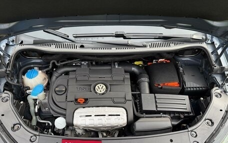 Volkswagen Touran III, 2012 год, 895 000 рублей, 28 фотография