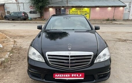 Mercedes-Benz S-Класс, 2007 год, 1 350 000 рублей, 2 фотография
