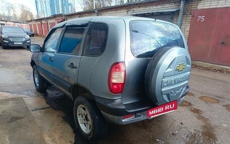 Chevrolet Niva I рестайлинг, 2004 год, 350 000 рублей, 3 фотография