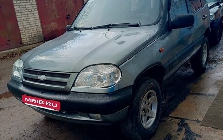 Chevrolet Niva I рестайлинг, 2004 год, 350 000 рублей, 25 фотография