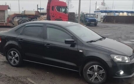 Volkswagen Polo VI (EU Market), 2013 год, 1 200 000 рублей, 4 фотография