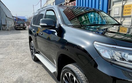 Toyota Land Cruiser Prado 150 рестайлинг 2, 2020 год, 5 000 000 рублей, 3 фотография