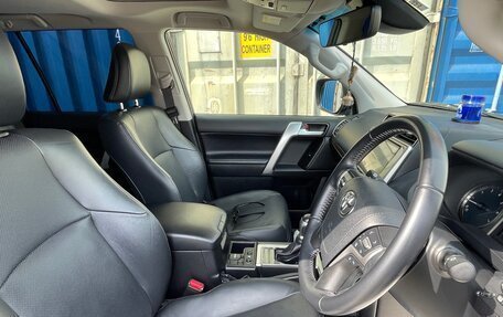 Toyota Land Cruiser Prado 150 рестайлинг 2, 2020 год, 5 000 000 рублей, 22 фотография