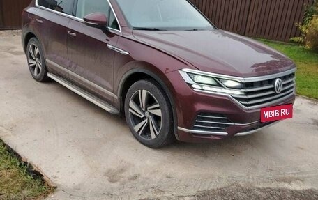 Volkswagen Touareg III, 2019 год, 3 550 000 рублей, 4 фотография