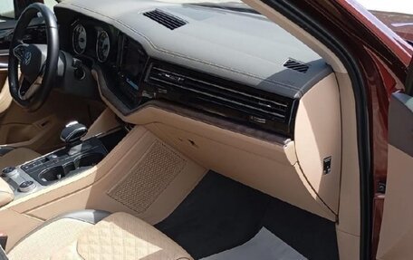 Volkswagen Touareg III, 2019 год, 3 550 000 рублей, 11 фотография