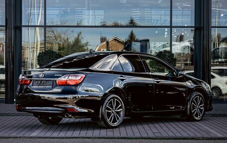 Toyota Camry, 2017 год, 1 955 000 рублей, 6 фотография